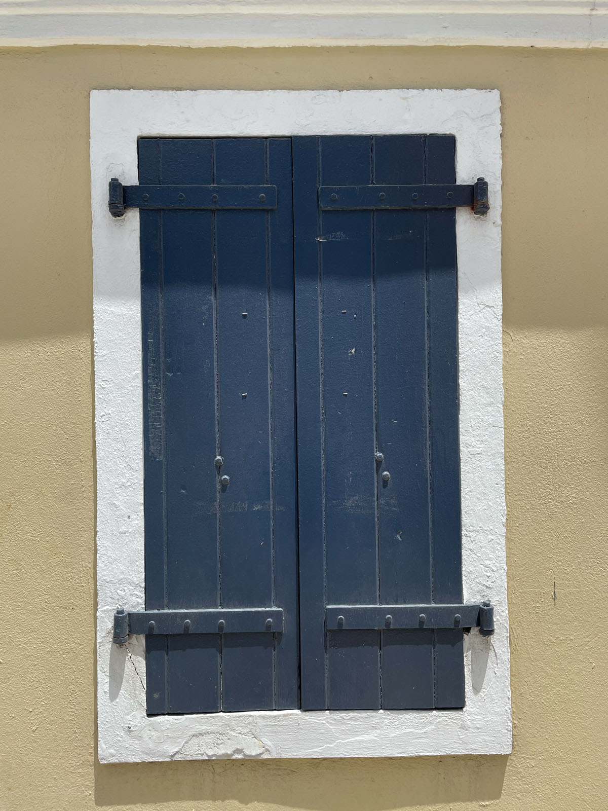 Photograph from St. Thomas, inspiration for a monotype print from the collection, Split Complementary, by Laurie Smithwick